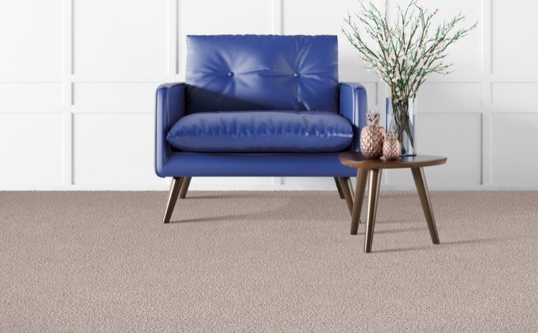 كرسي بالسجاد